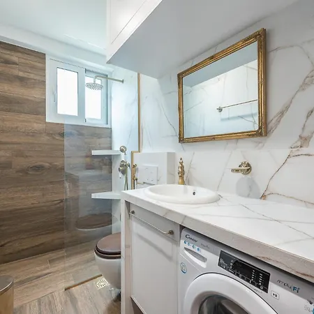 Neos Kosmos Comfort & Style, Near Metro Apartment *